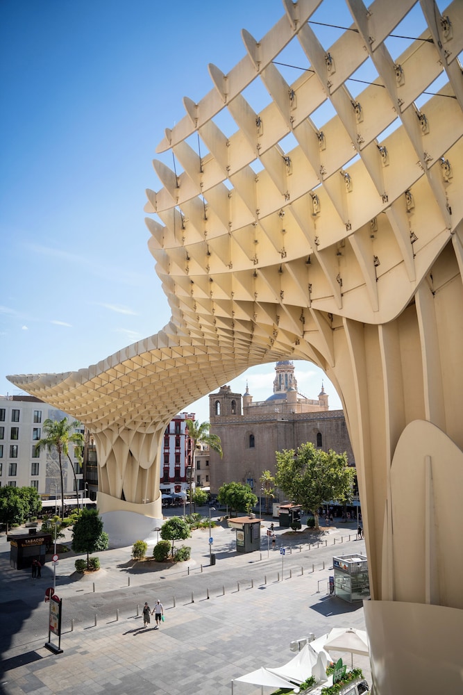 Ocean Drive Sevilla — Attractions in the area in Seville, Andalusia