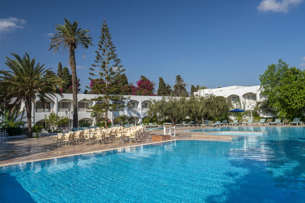 Le Hammamet Hotel & Spa — Swimming pool in Hammamet, Nabeul