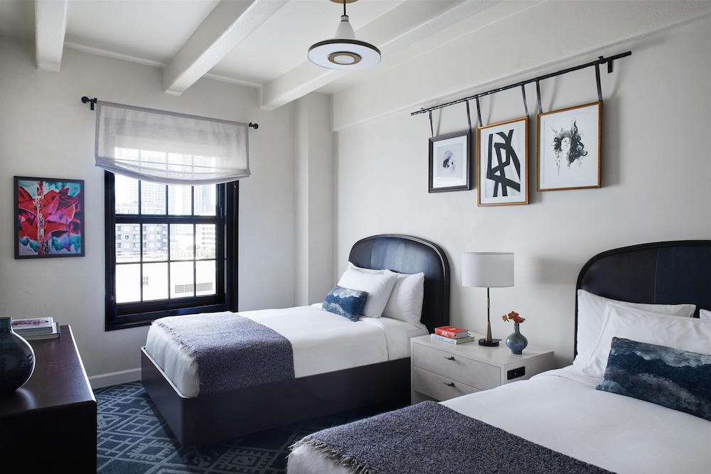 Hotel Figueroa, Unbound Collection by Hyatt — Hotel rooms in Los Angeles, California
