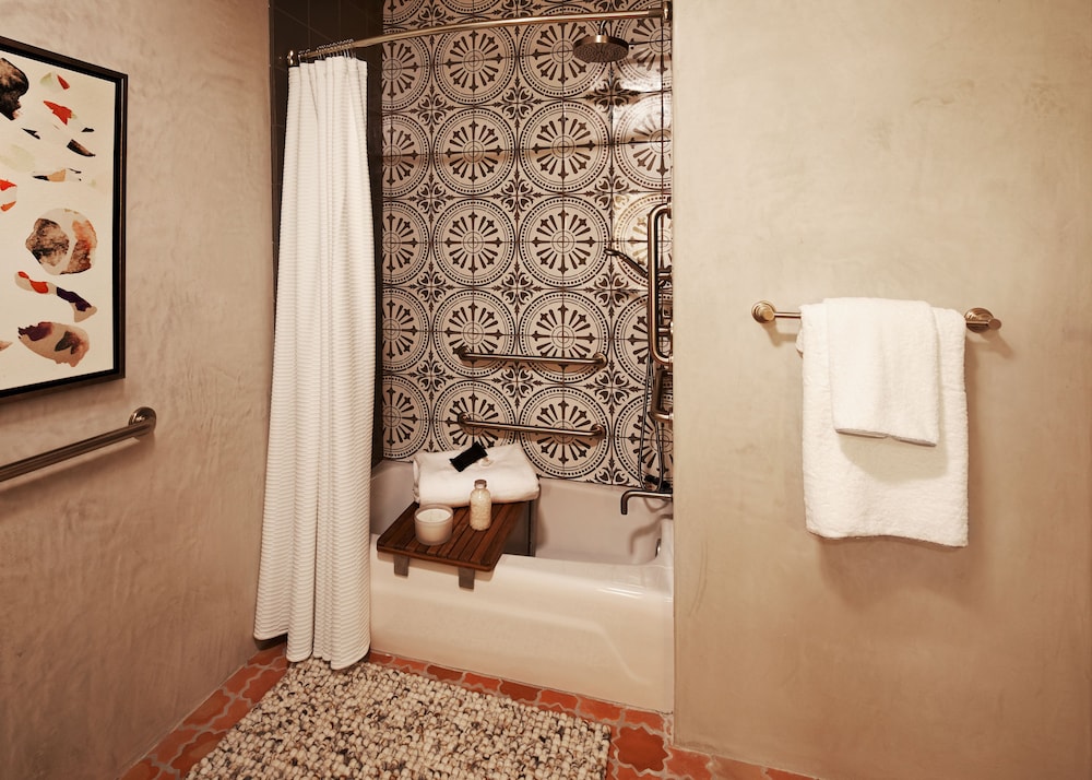 Hotel Figueroa, Unbound Collection by Hyatt — Hotel rooms in Los Angeles, California