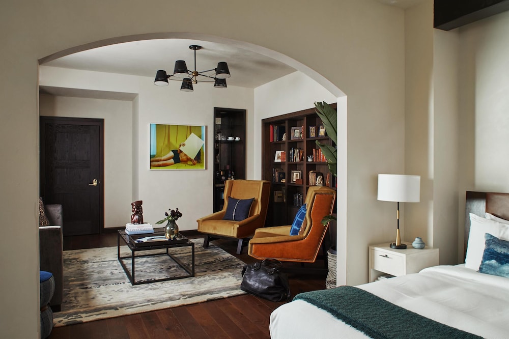 Hotel Figueroa, Unbound Collection by Hyatt — Hotel rooms in Los Angeles, California