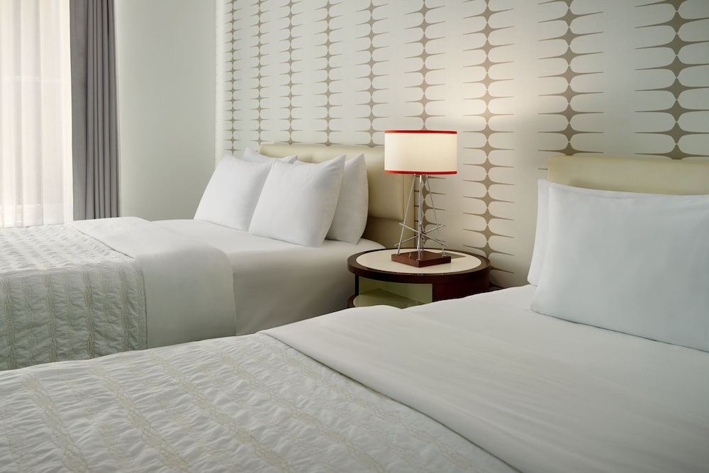 Le Méridien Tampa, The Courthouse — Hotel rooms in Tampa, Florida