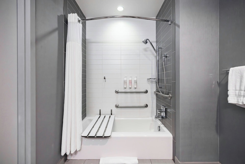 Le Méridien Tampa, The Courthouse — Hotel rooms in Tampa, Florida