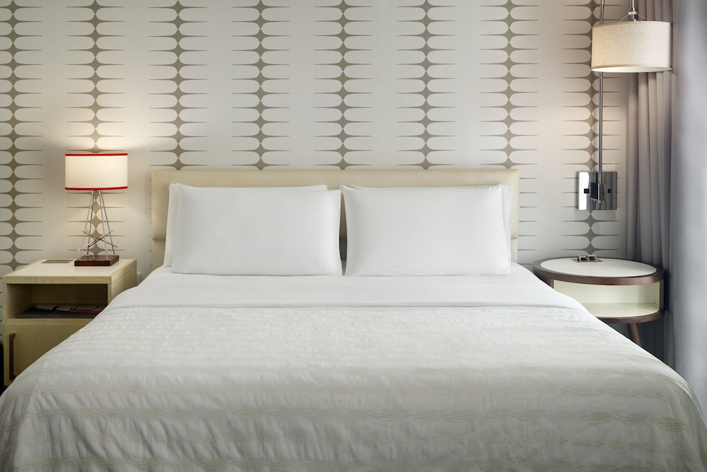 Le Méridien Tampa, The Courthouse — Hotel rooms in Tampa, Florida