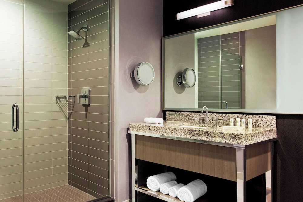 Le Méridien Tampa, The Courthouse — Hotel rooms in Tampa, Florida
