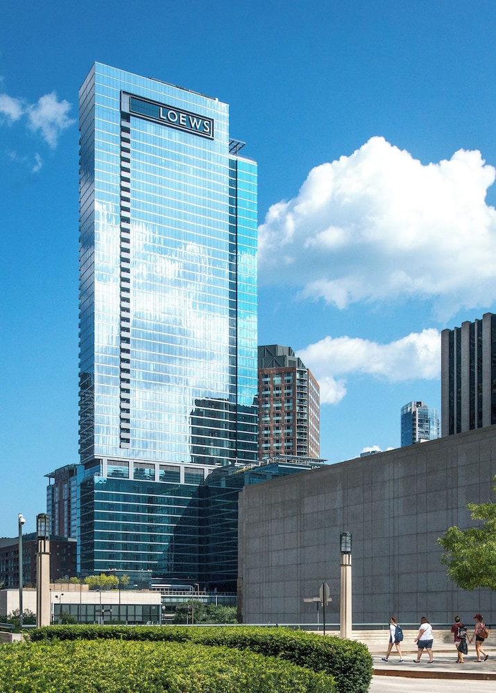 Loews Chicago Hotel — Hotel building in Chicago, Illinois