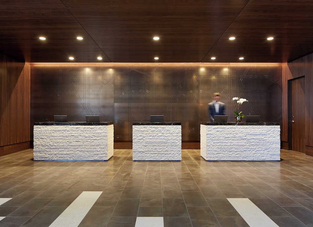 Loews Chicago Hotel — Hotel building in Chicago, Illinois