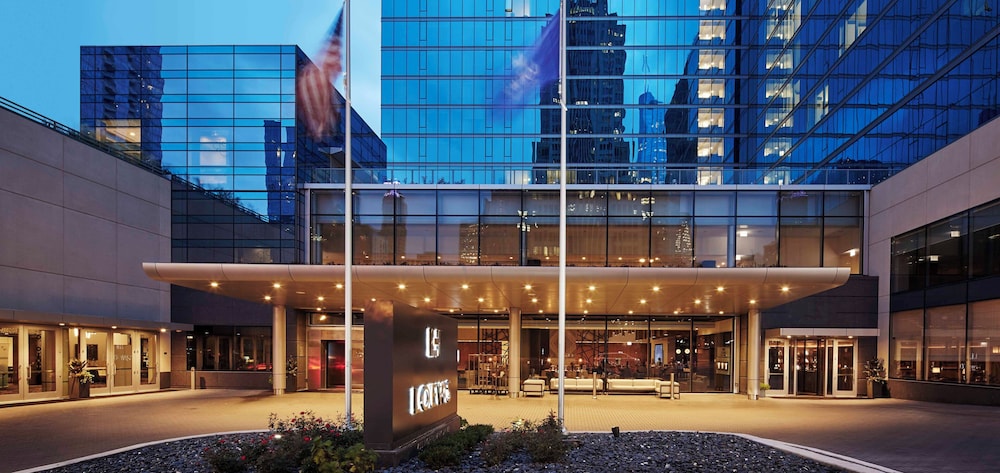 Loews Chicago Hotel — Hotel building in Chicago, Illinois