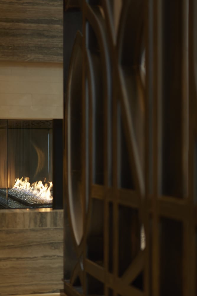 Loews Chicago Hotel — Restaurant & bars in Chicago, Illinois