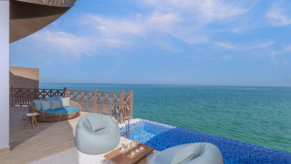 Anantara Mina Ras Al Khaimah Resort — Swimming pool in Ras al Khaimah