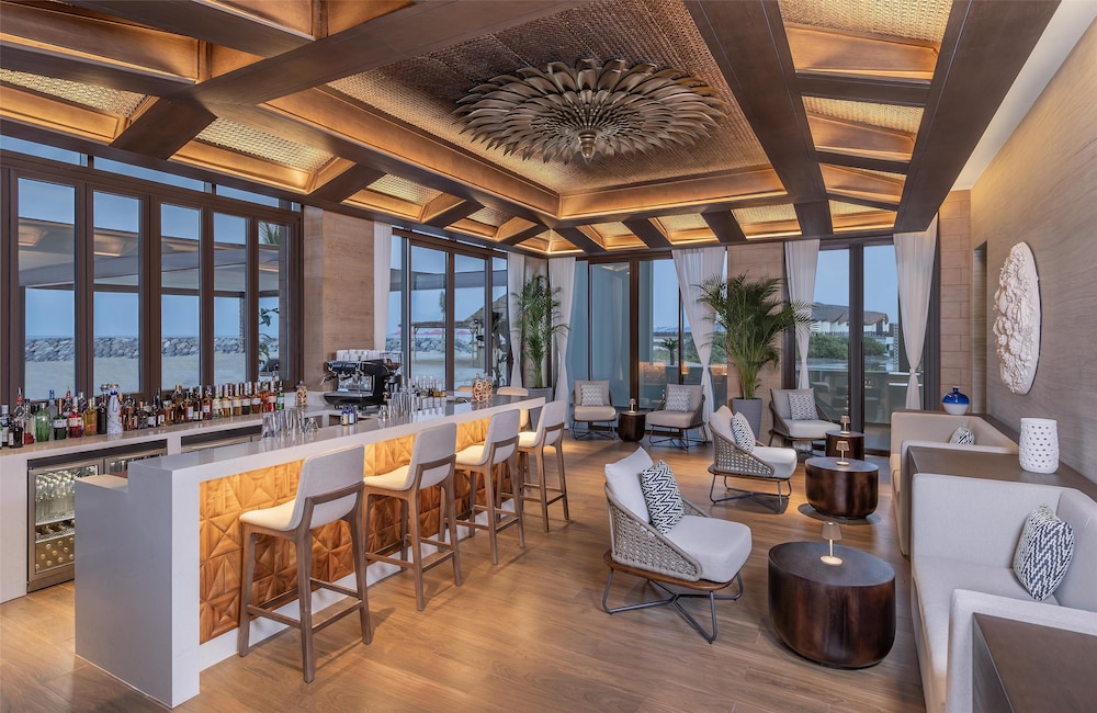 Anantara Mina Ras Al Khaimah Resort — Restaurant & bars in Ras al Khaimah