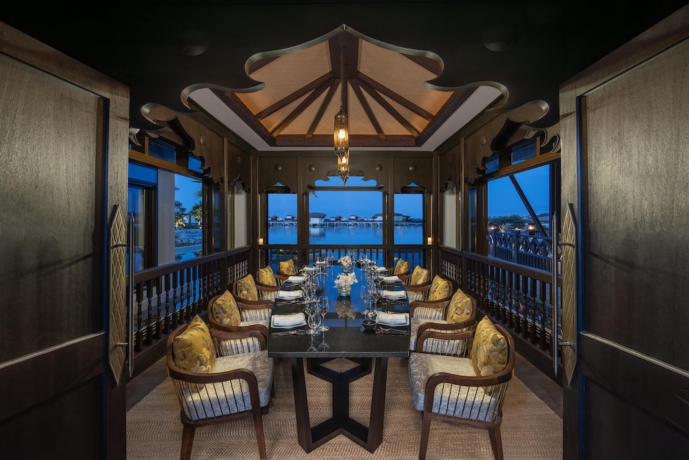 Anantara Mina Ras Al Khaimah Resort — Restaurant & bars in Ras al Khaimah