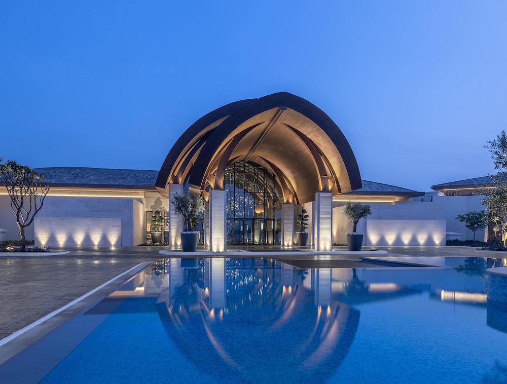 Anantara Mina Ras Al Khaimah Resort — Hotel building in Ras al Khaimah