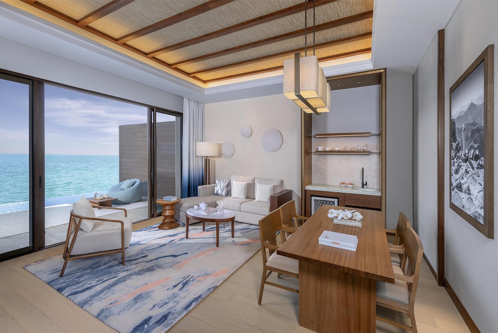 Anantara Mina Ras Al Khaimah Resort — Hotel rooms in Ras al Khaimah