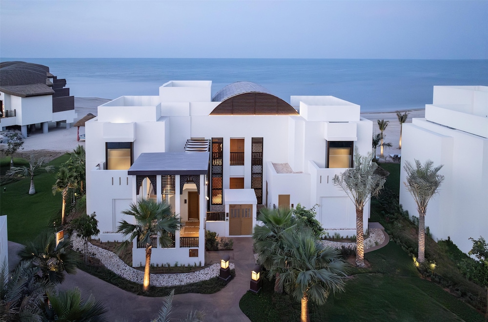 Anantara Mina Ras Al Khaimah Resort — Hotel building in Ras al Khaimah