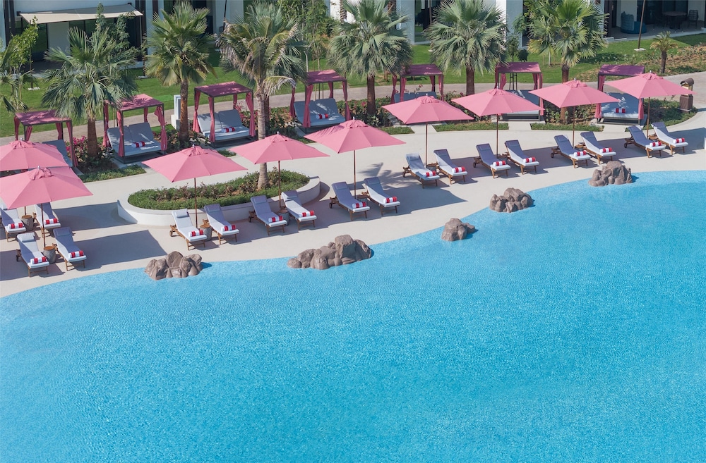 Anantara Mina Ras Al Khaimah Resort — Swimming pool in Ras al Khaimah