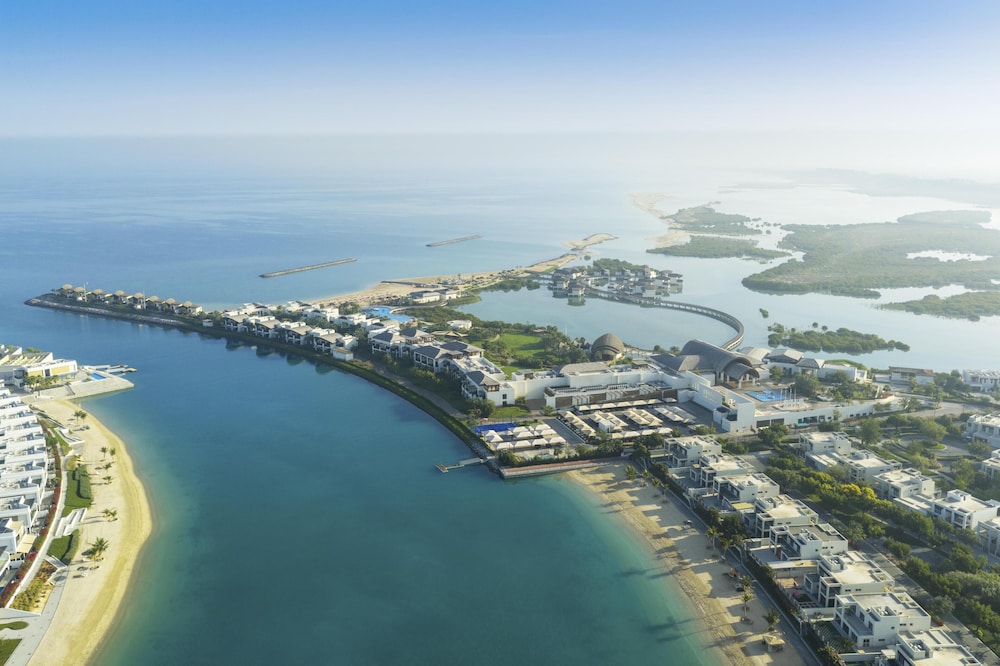 Anantara Mina Ras Al Khaimah Resort — Hotel building in Ras al Khaimah