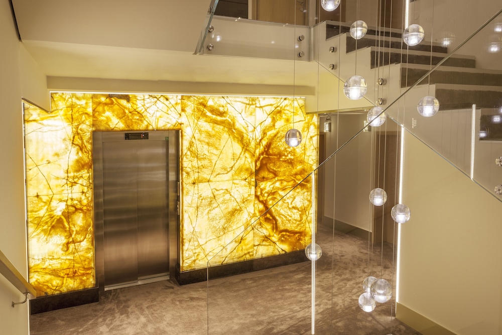 Hotel Golf Prague — Hotel building in Prague, Prague