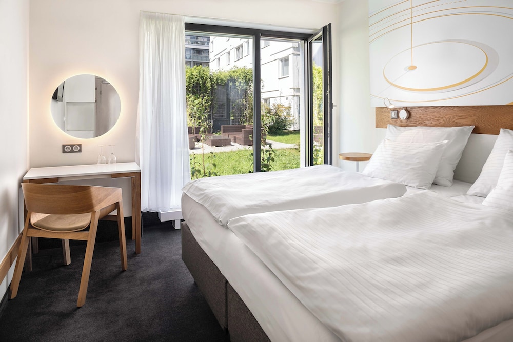 Hotel Golf Prague — Hotel rooms in Prague, Prague