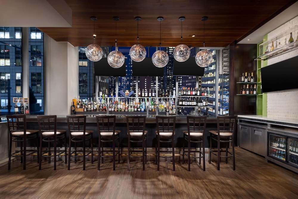 Hilton Garden Inn New York/Times Square Central — Restaurant & bars in New York City, New York State