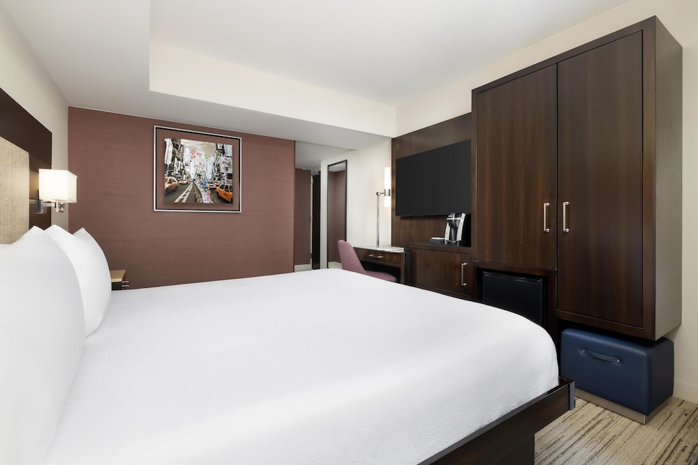 Hilton Garden Inn New York/Times Square Central — Hotel rooms in New York City, New York State