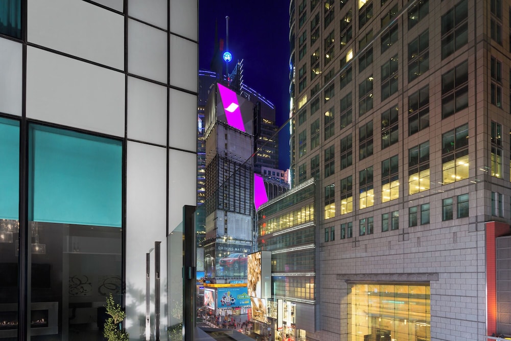 Hilton Garden Inn New York/Times Square Central — Hotel building in New York City, New York State
