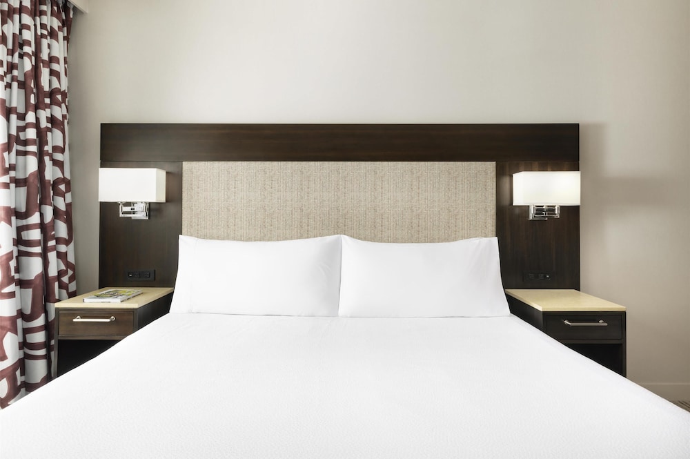 Hilton Garden Inn New York/Times Square Central — Hotel rooms in New York City, New York State