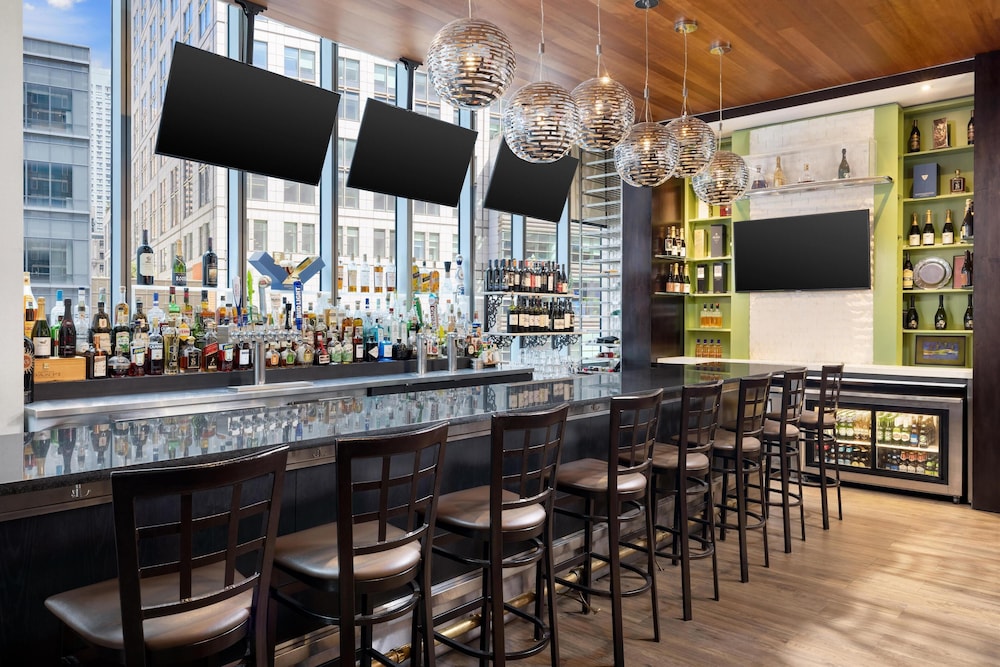 Hilton Garden Inn New York/Times Square Central — Restaurant & bars in New York City, New York State