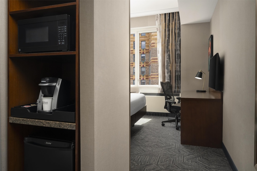 Hilton Garden Inn New York/Midtown Park Ave — Hotel rooms in New York City, New York State