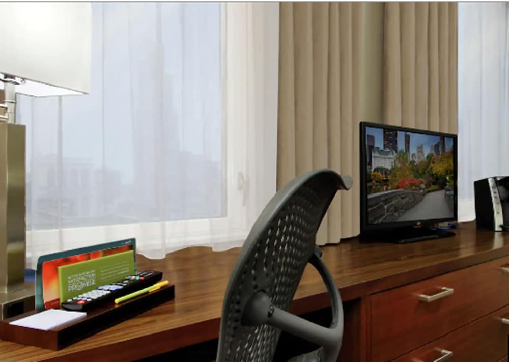 Hilton Garden Inn New York/Midtown Park Ave — Hotel rooms in New York City, New York State