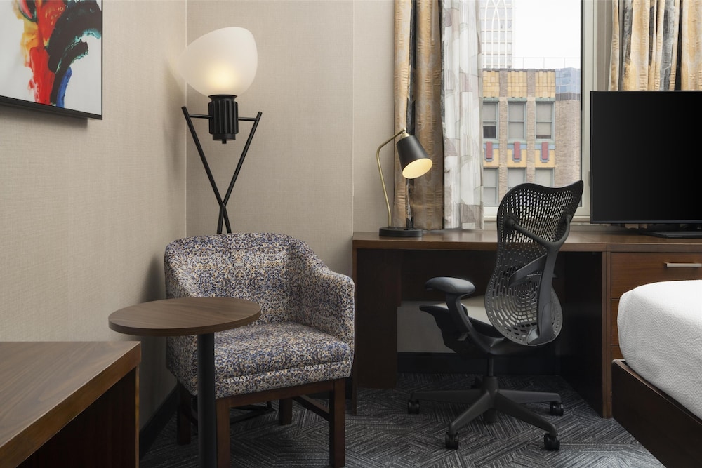 Hilton Garden Inn New York/Midtown Park Ave — Hotel rooms in New York City, New York State