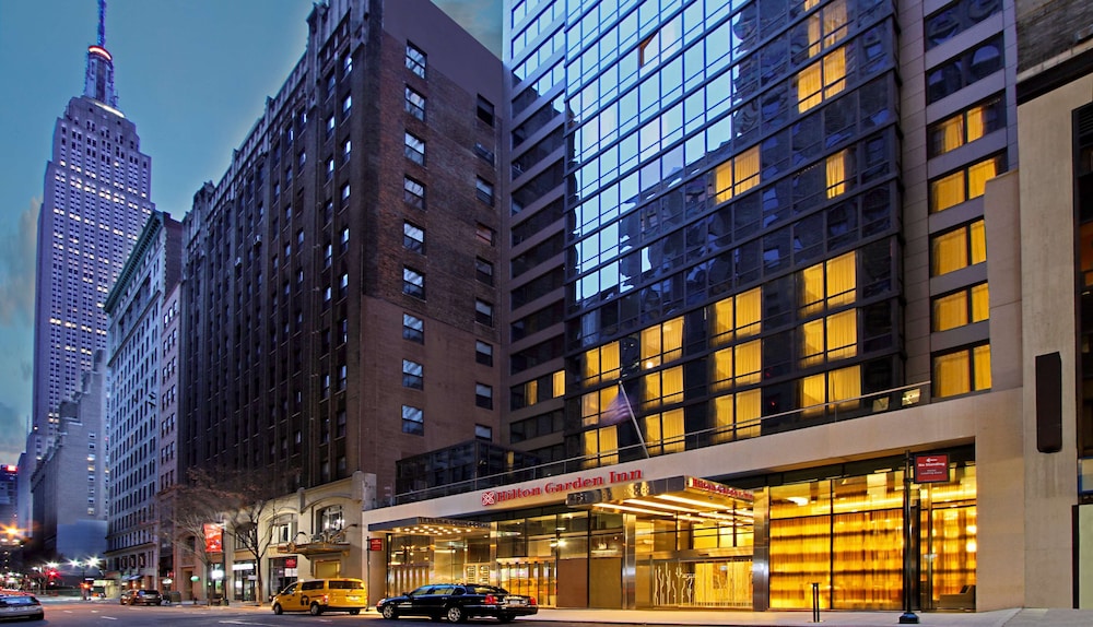 Hilton Garden Inn New York/Midtown Park Ave — Hotel building in New York City, New York State