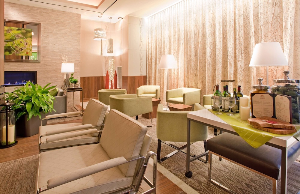 Hilton Garden Inn New York/Central Park South-Midtown West — Spa in New York City, New York State