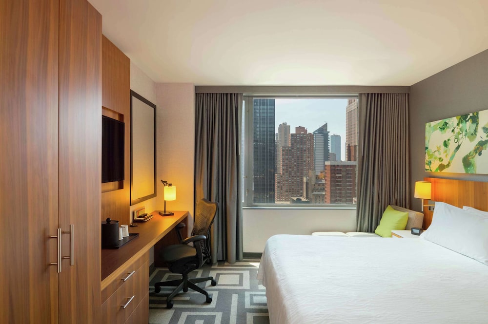 Hilton Garden Inn New York/Central Park South-Midtown West — Hotel rooms in New York City, New York State