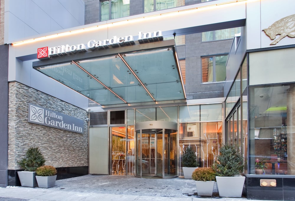 Hilton Garden Inn New York/Central Park South-Midtown West — Hotel building in New York City, New York State