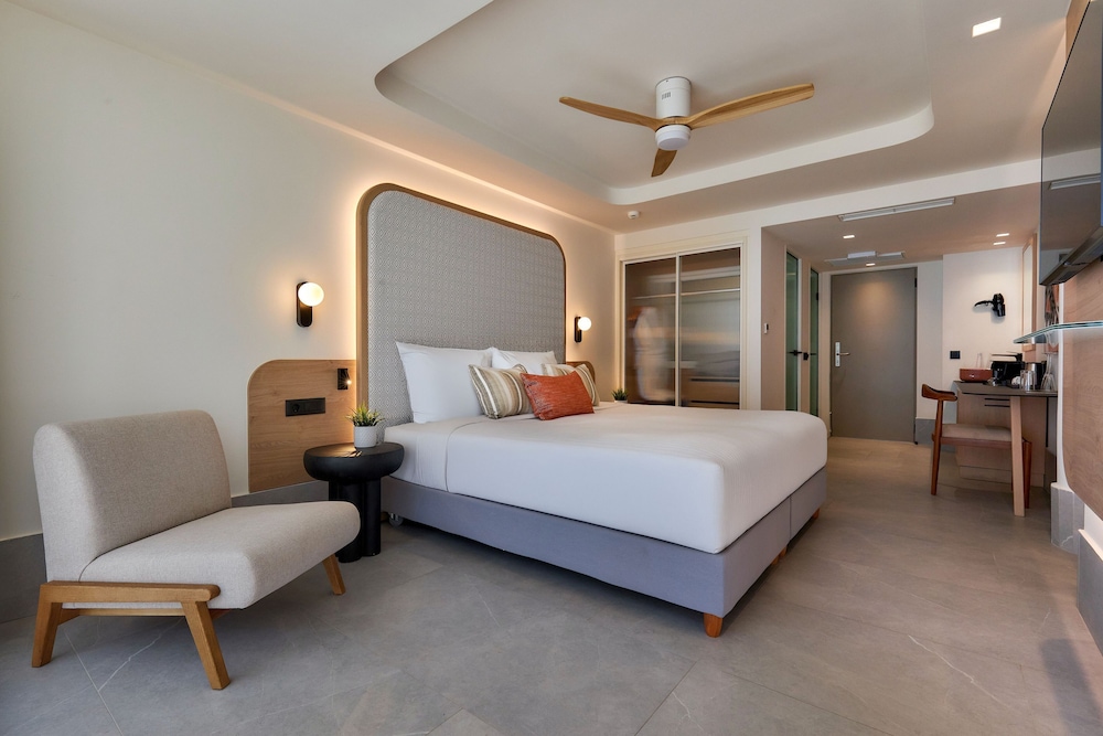 Enorme Santanna Island - Premium All Inclusive — Hotel rooms in Sissi