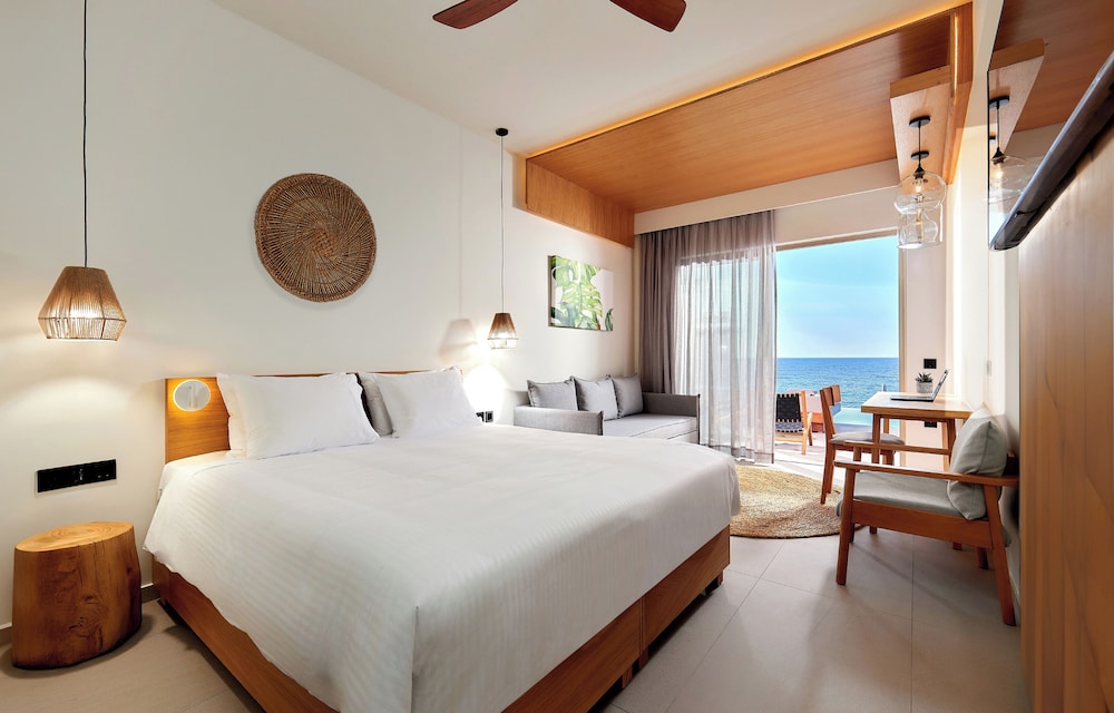 Enorme Santanna Island - Premium All Inclusive — Hotel rooms in Sissi