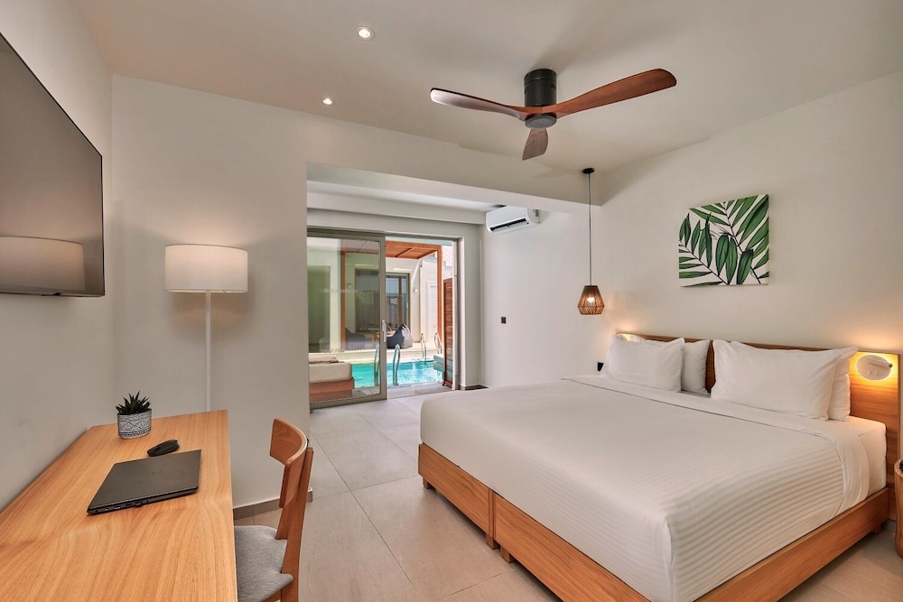 Enorme Santanna Island - Premium All Inclusive — Hotel rooms in Sissi