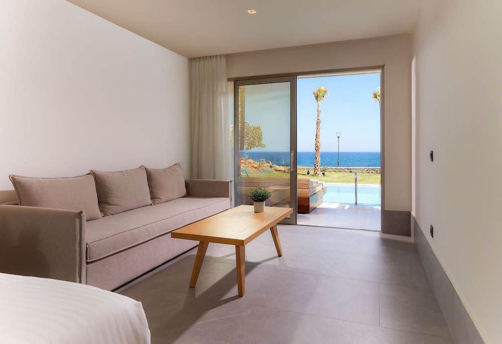 Enorme Santanna Island - Premium All Inclusive — Hotel rooms in Sissi