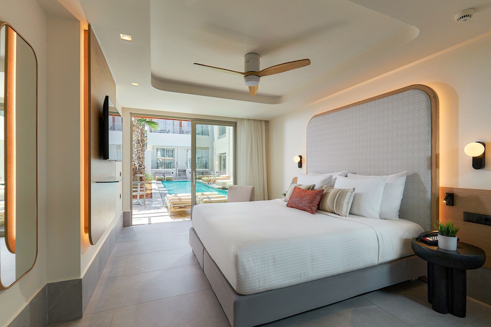 Enorme Santanna Island - Premium All Inclusive — Hotel rooms in Sissi