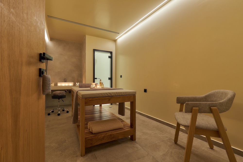 Enorme Santanna Island - Premium All Inclusive — Spa in Sissi