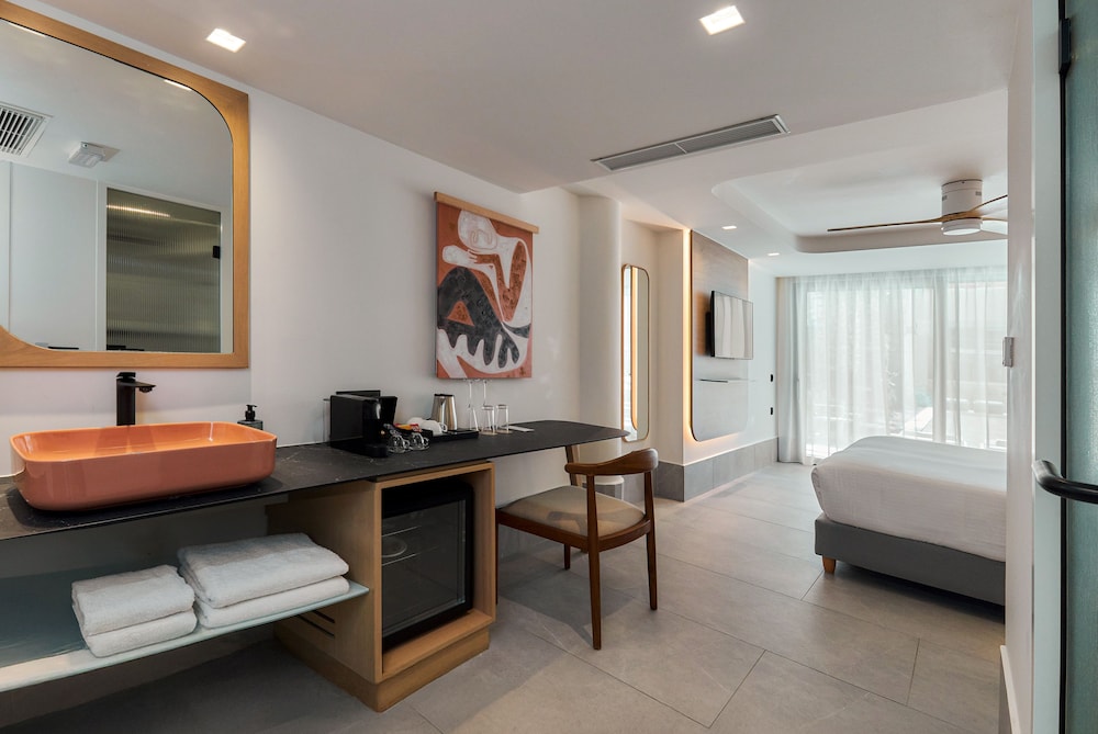 Enorme Santanna Island - Premium All Inclusive — Hotel rooms in Sissi