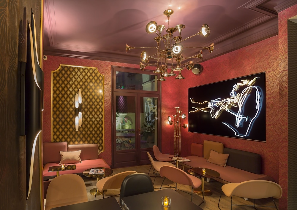 Idol Hotel - zdjęcie 4