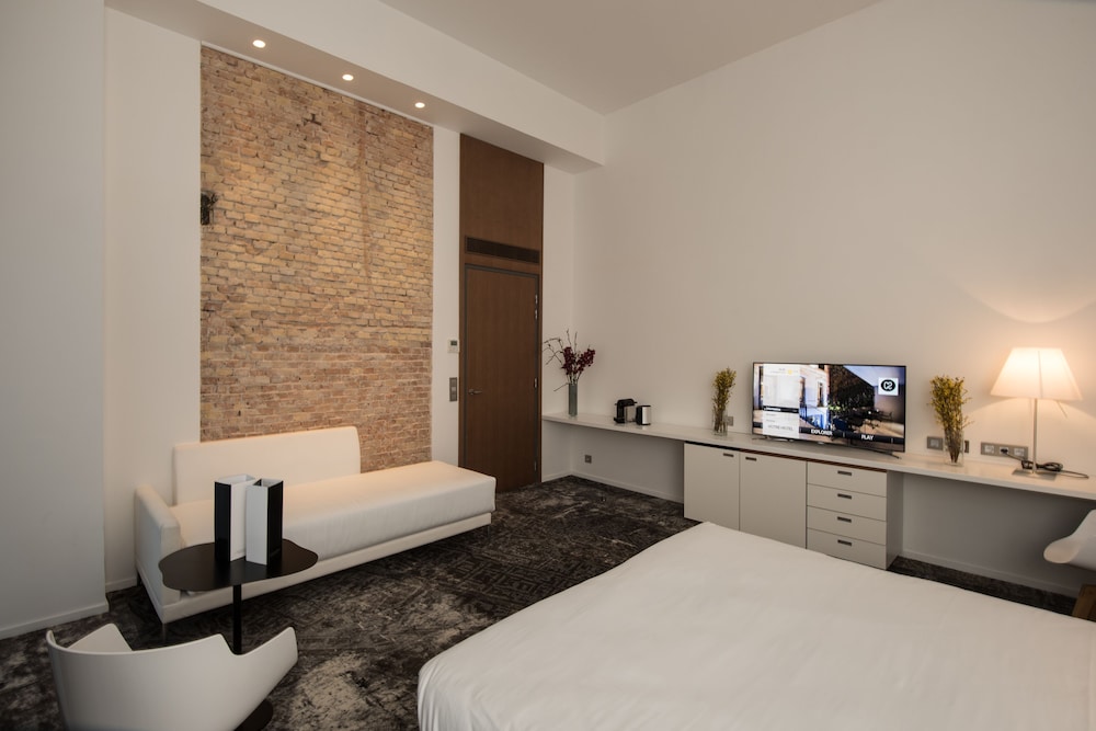 C2 hôtel - zdjęcie 3