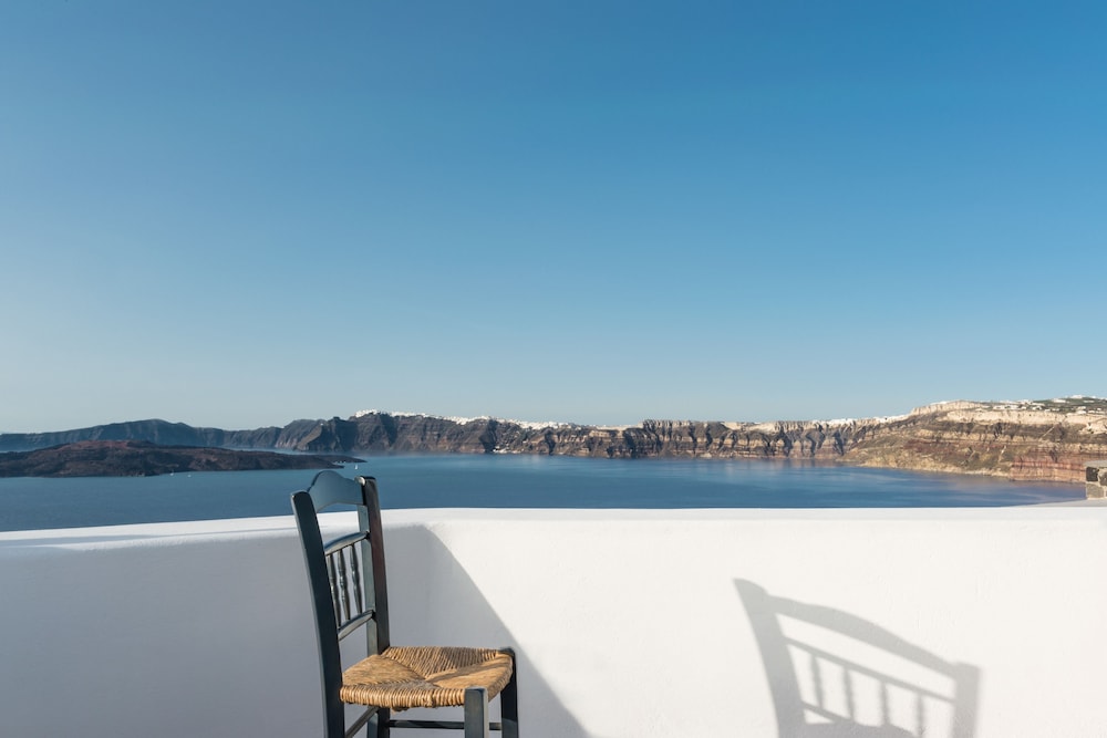 Apanemo Hotel — Attractions in the area in Akrotiri, South Aegean