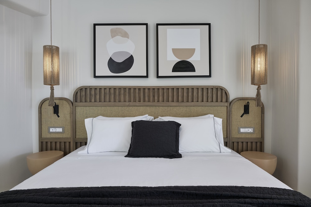 Apanemo Hotel — Hotel rooms in Akrotiri, South Aegean