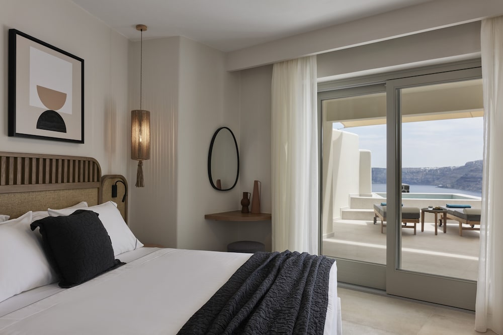 Apanemo Hotel — Hotel rooms in Akrotiri, South Aegean