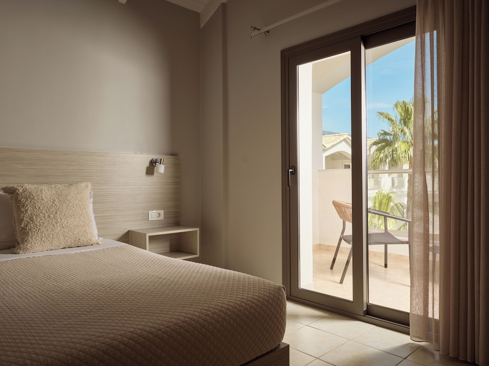 Atlantis Hotel — Hotel rooms in Laganas, Ionian Islands