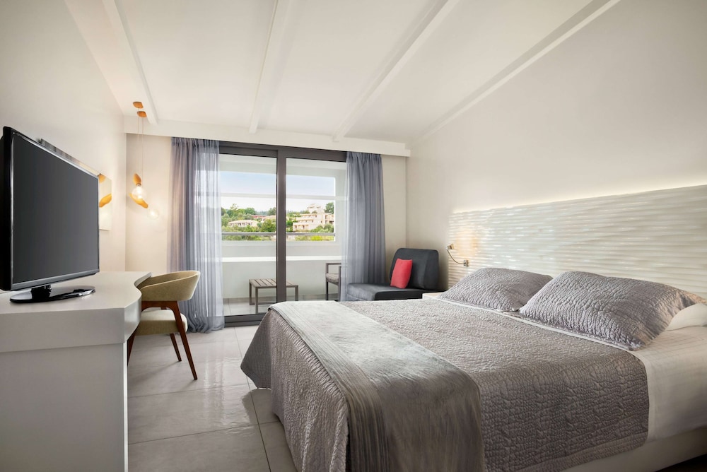 TRYP by Wyndham Corfu Dassia — Hotel rooms in Dassia, Ionian Islands