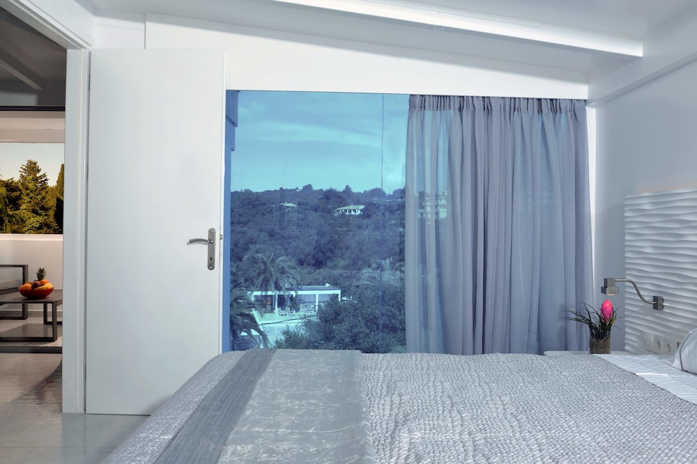 TRYP by Wyndham Corfu Dassia — Hotel rooms in Dassia, Ionian Islands